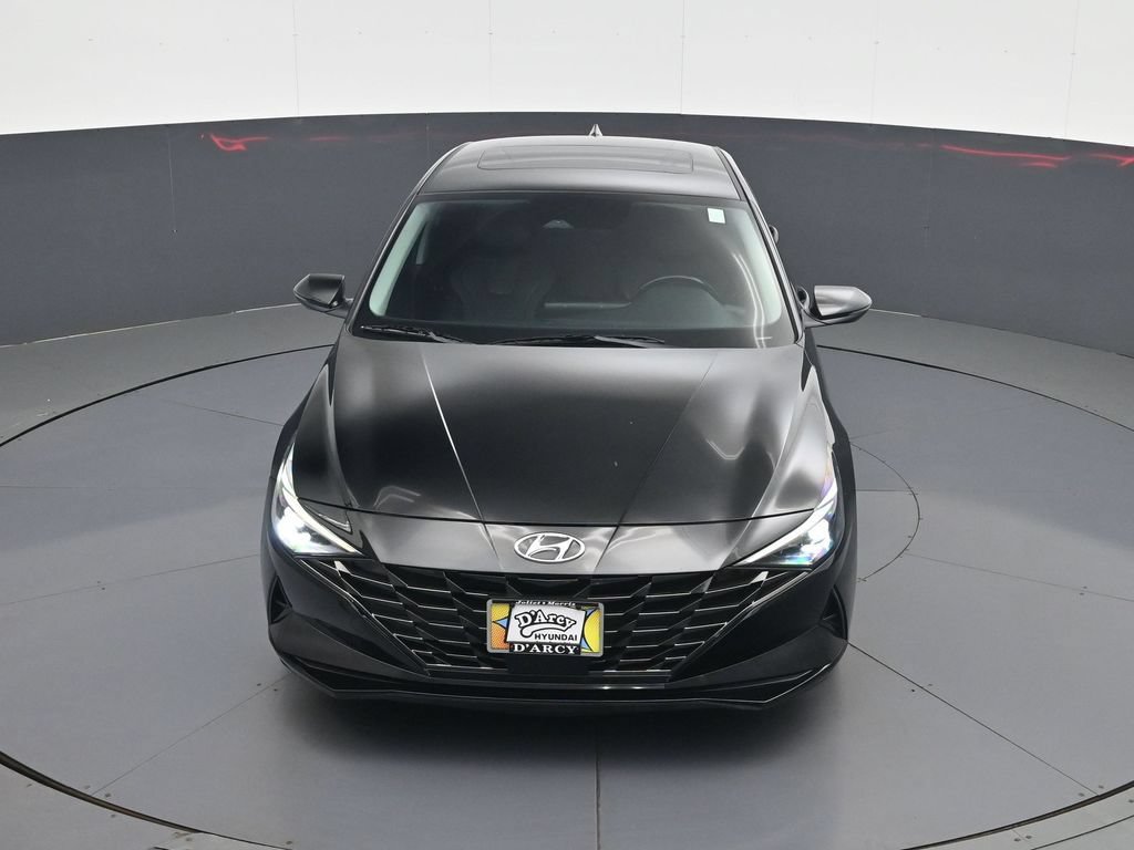 Used 2023 Hyundai Elantra Limited w/ Cargo Package FWD image 16