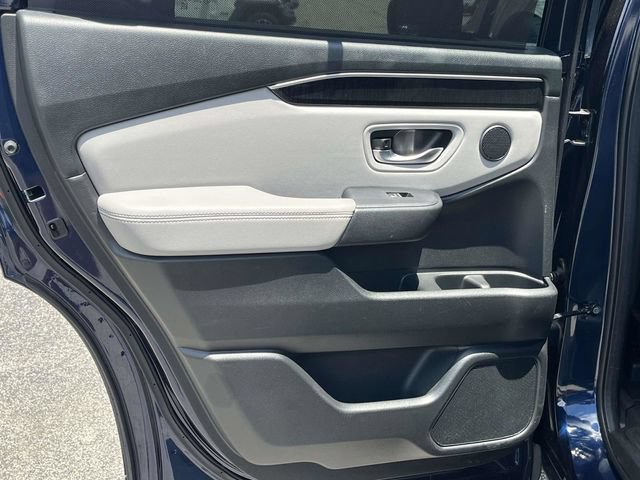 Used 2023 Honda Pilot Elite image 18