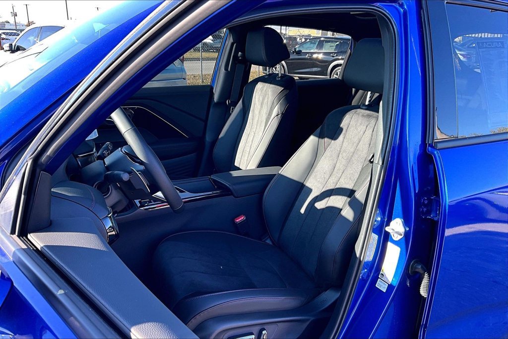 Used 2025 Acura ADX A-Spec AWD/4WD image 31