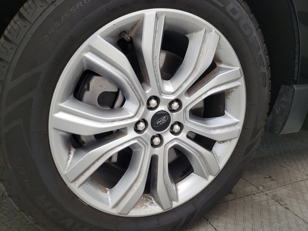 Used 2023 Ford Edge Titanium image 31