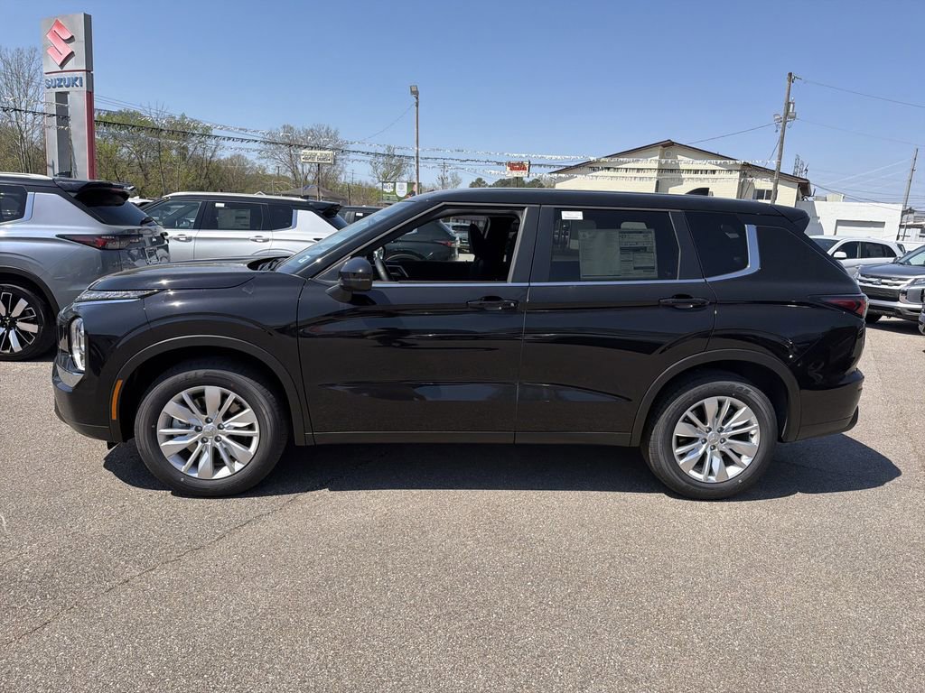New 2026 Mitsubishi Outlander ES AWD/4WD image 8
