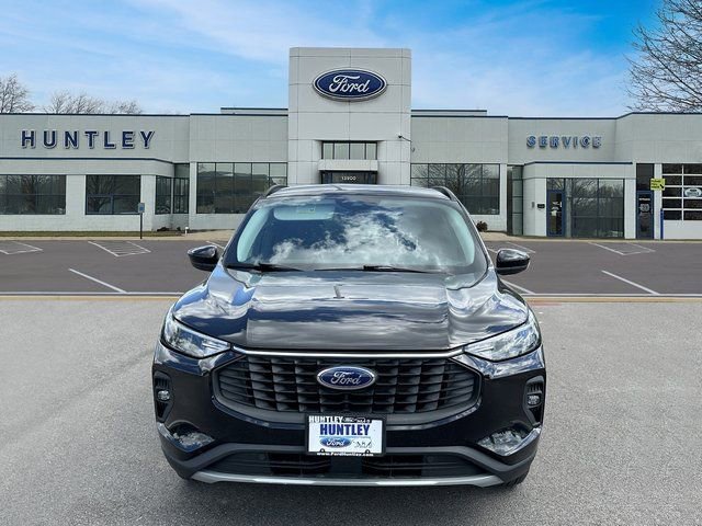 Used 2023 Ford Escape SE image 3