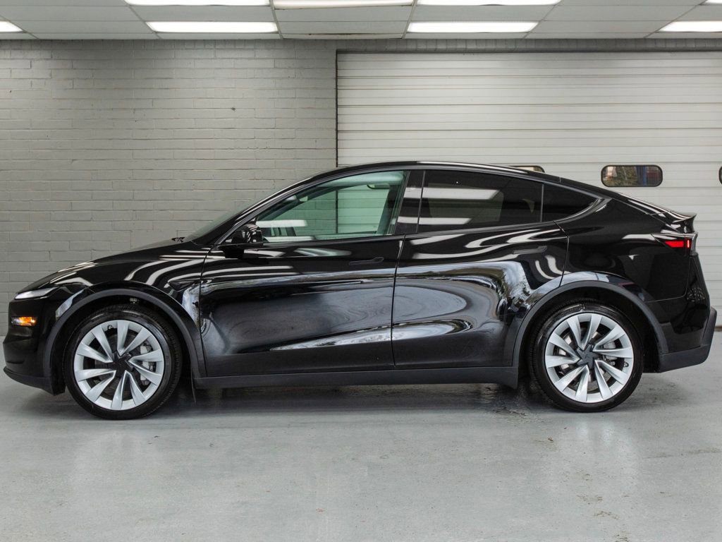 Used 2026 Tesla Model Y Long Range AWD/4WD image 6
