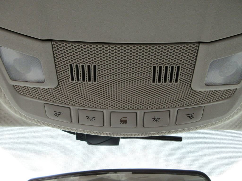 Used 2016 Ford Fusion SE w/ Equipment Group 201A image 29