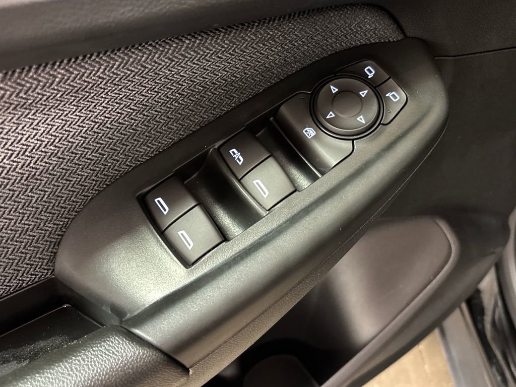 Used 2021 Chevrolet TrailBlazer LT FWD image 23