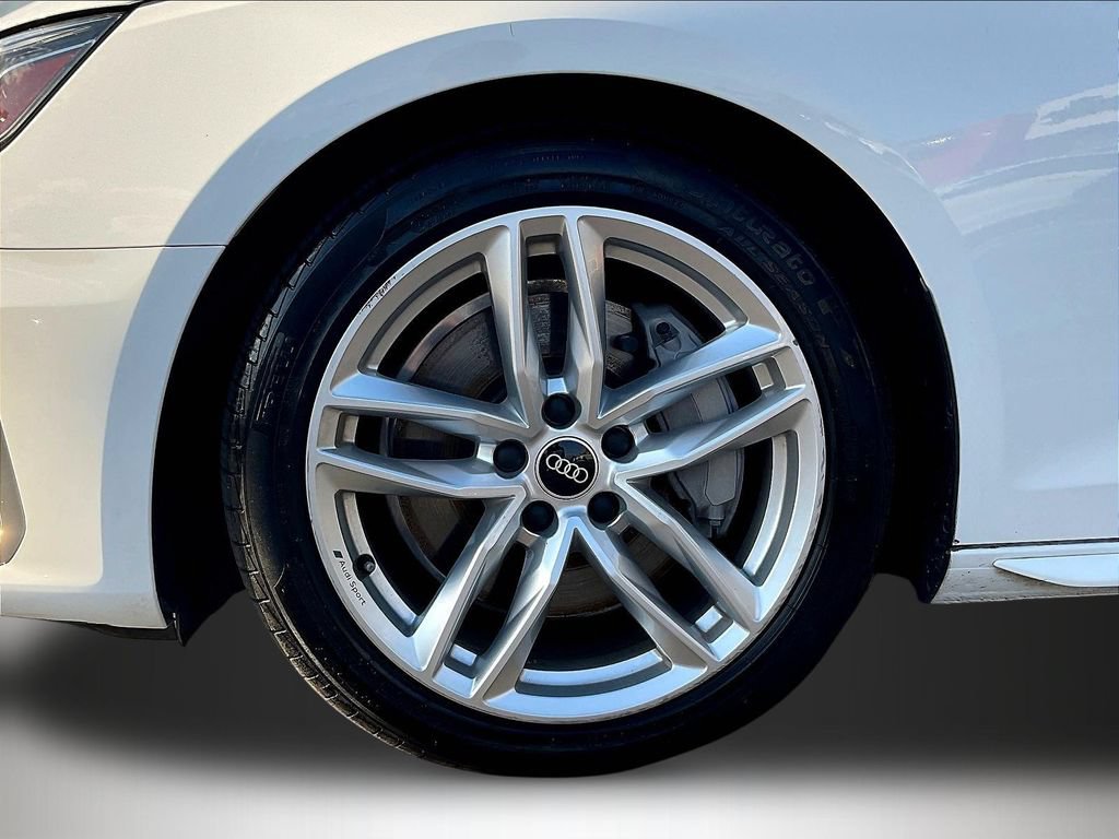 Used 2022 Audi A4 2.0T Premium Plus AWD/4WD image 34