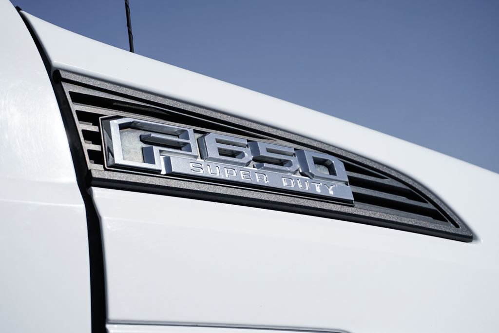 Used 2016 Ford F650 2WD Regular Cab Super Duty image 52