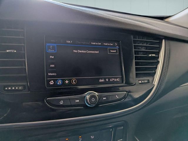 Used 2022 Buick Encore Preferred w/ Safety Package image 21