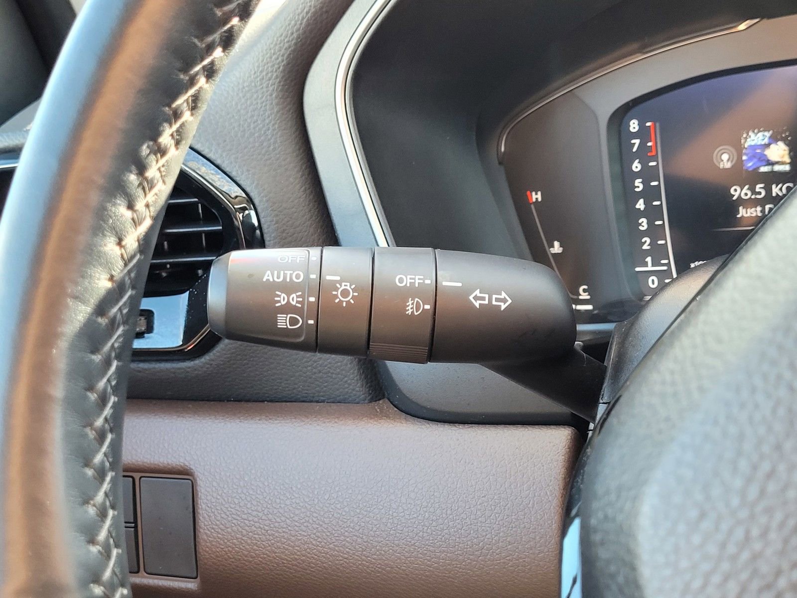 Certified 2023 Honda Pilot Elite image 23