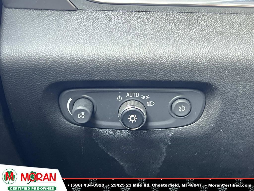 Used 2019 Chevrolet Traverse LT image 27