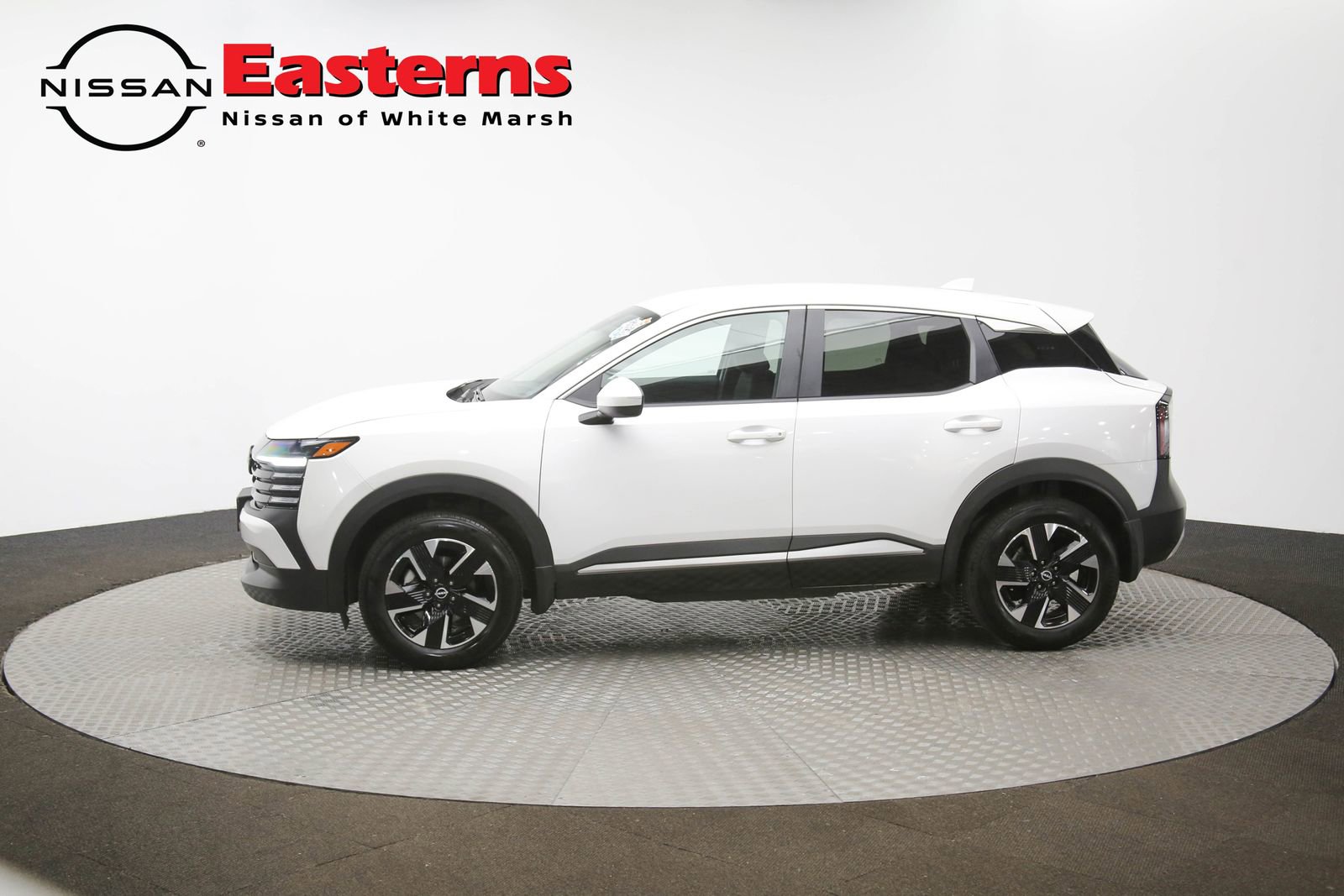 Used 2025 Nissan Kicks SV image 57