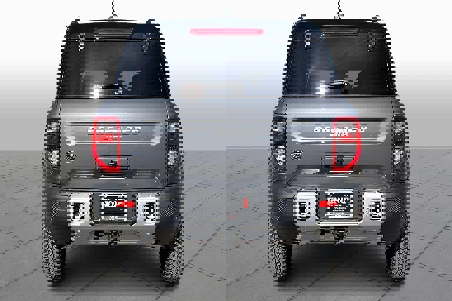 Used 2025 Ford Bronco Sport Outer Banks w/ Sasquatch Outer Banks Package image 4