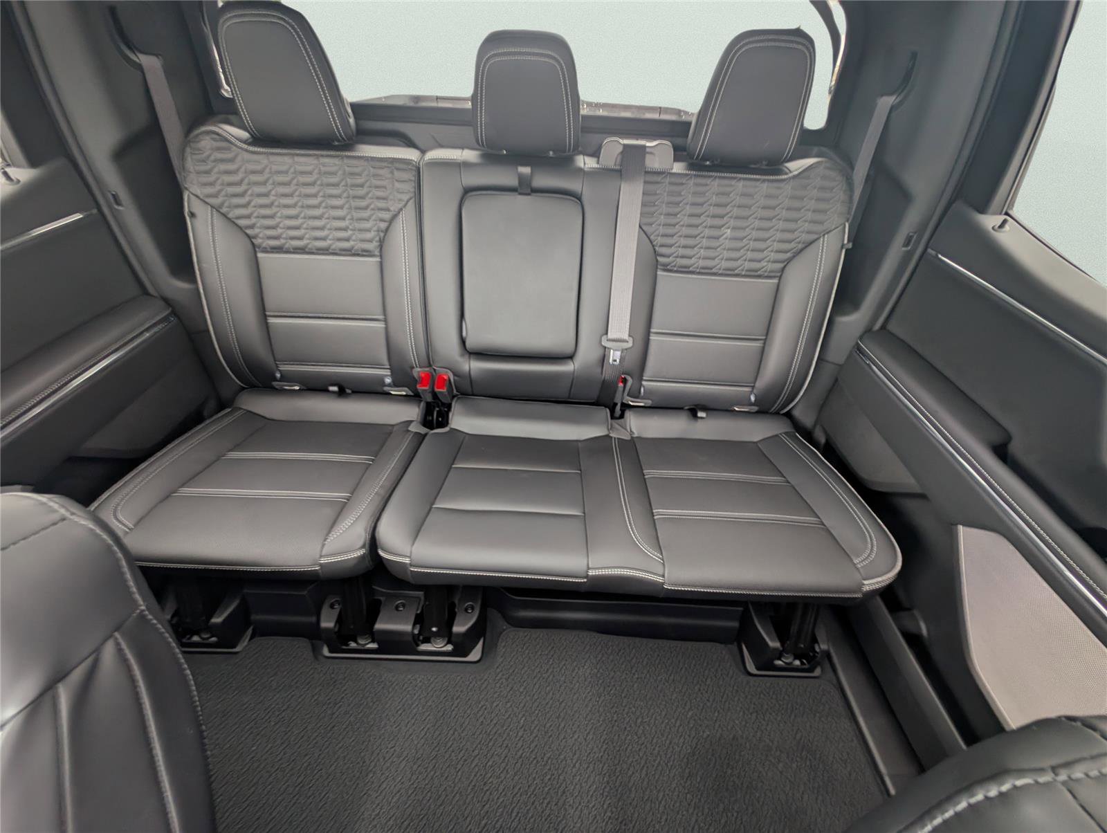 New 2025 GMC Sierra EV Denali image 32