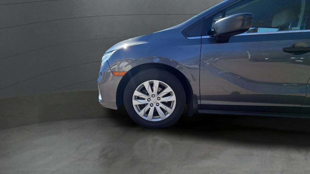 Used 2018 Honda Odyssey LX image 13