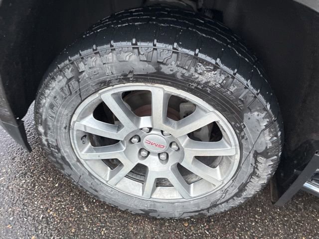 Used 2019 GMC Yukon XL Denali w/ Open Road Package image 9