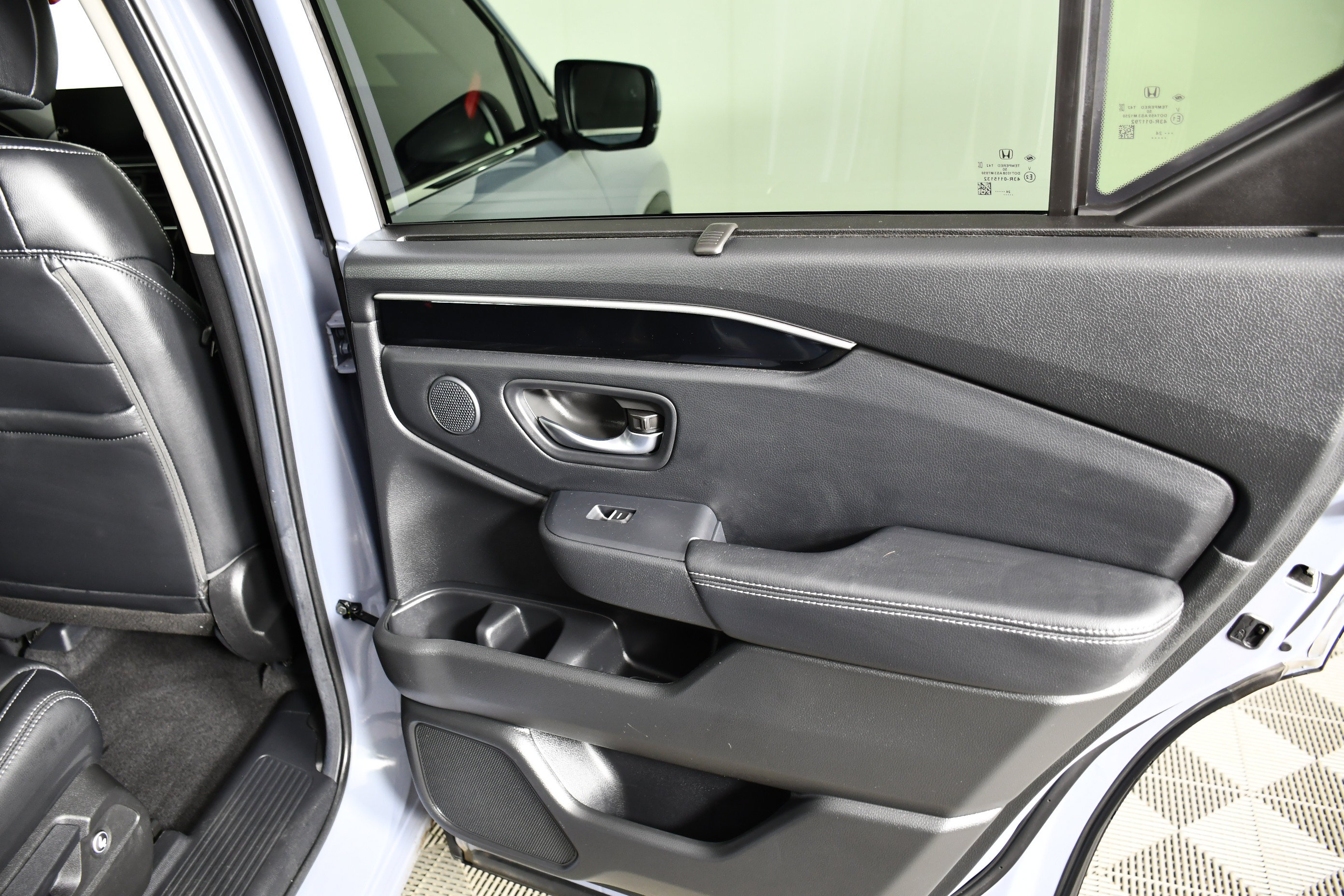 Used 2025 Honda Pilot Touring image 43