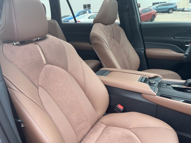 Used 2026 Toyota Grand Highlander AWD Hybrid image 26