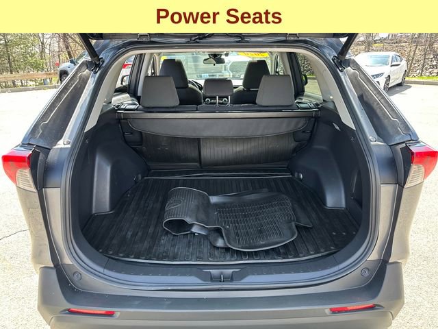 Used 2020 Toyota RAV4 XLE w/ Convenience Package AWD/4WD image 10