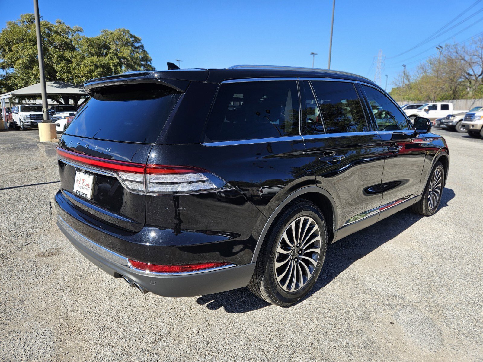 Used 2020 Lincoln Aviator Reserve w/ Elements Package Plus image 4