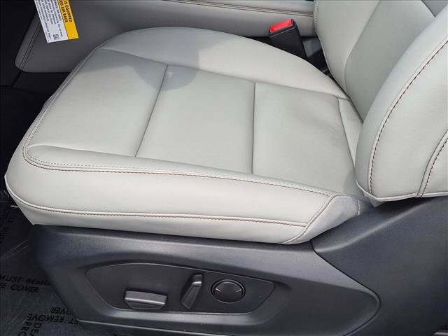 New 2026 Ford Explorer Active w/ Active Comfort Package AWD/4WD image 4
