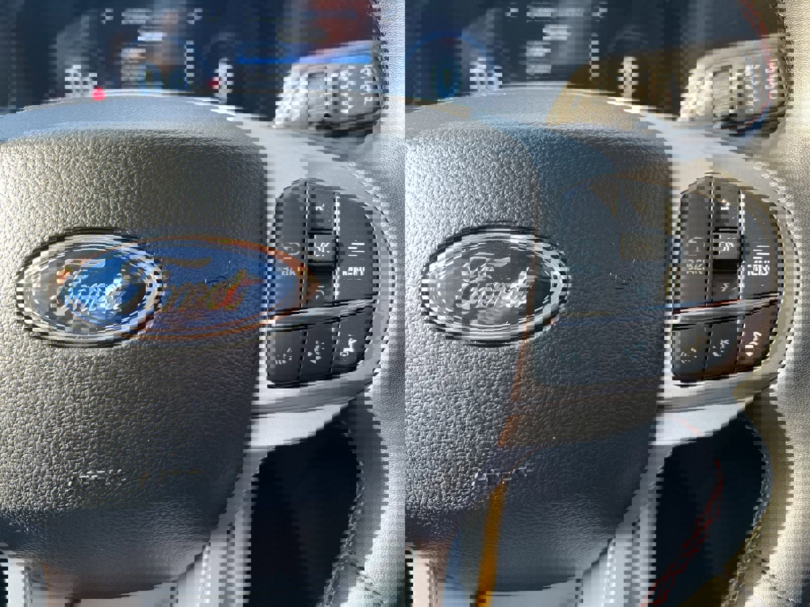 New 2025 Ford Explorer Active w/ Active Comfort Package image 24