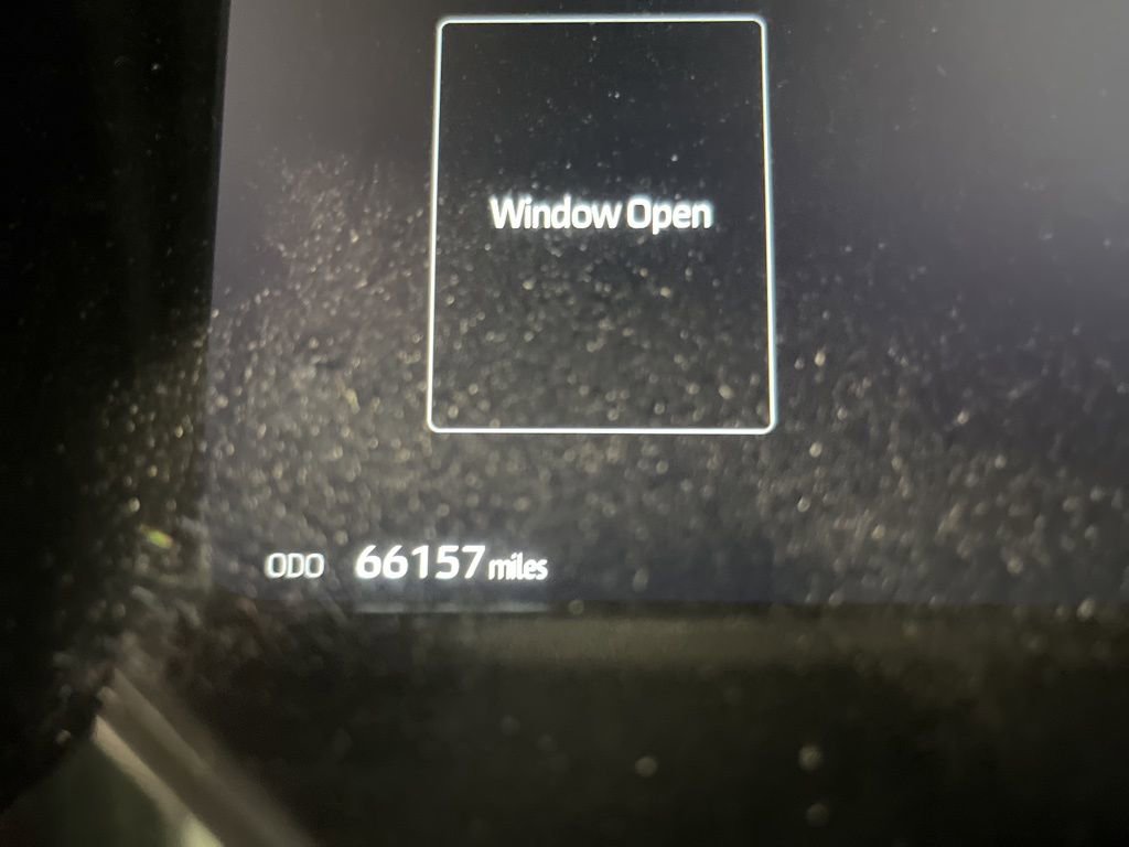 Used 2023 Toyota Tundra Platinum w/ Advanced Package image 2