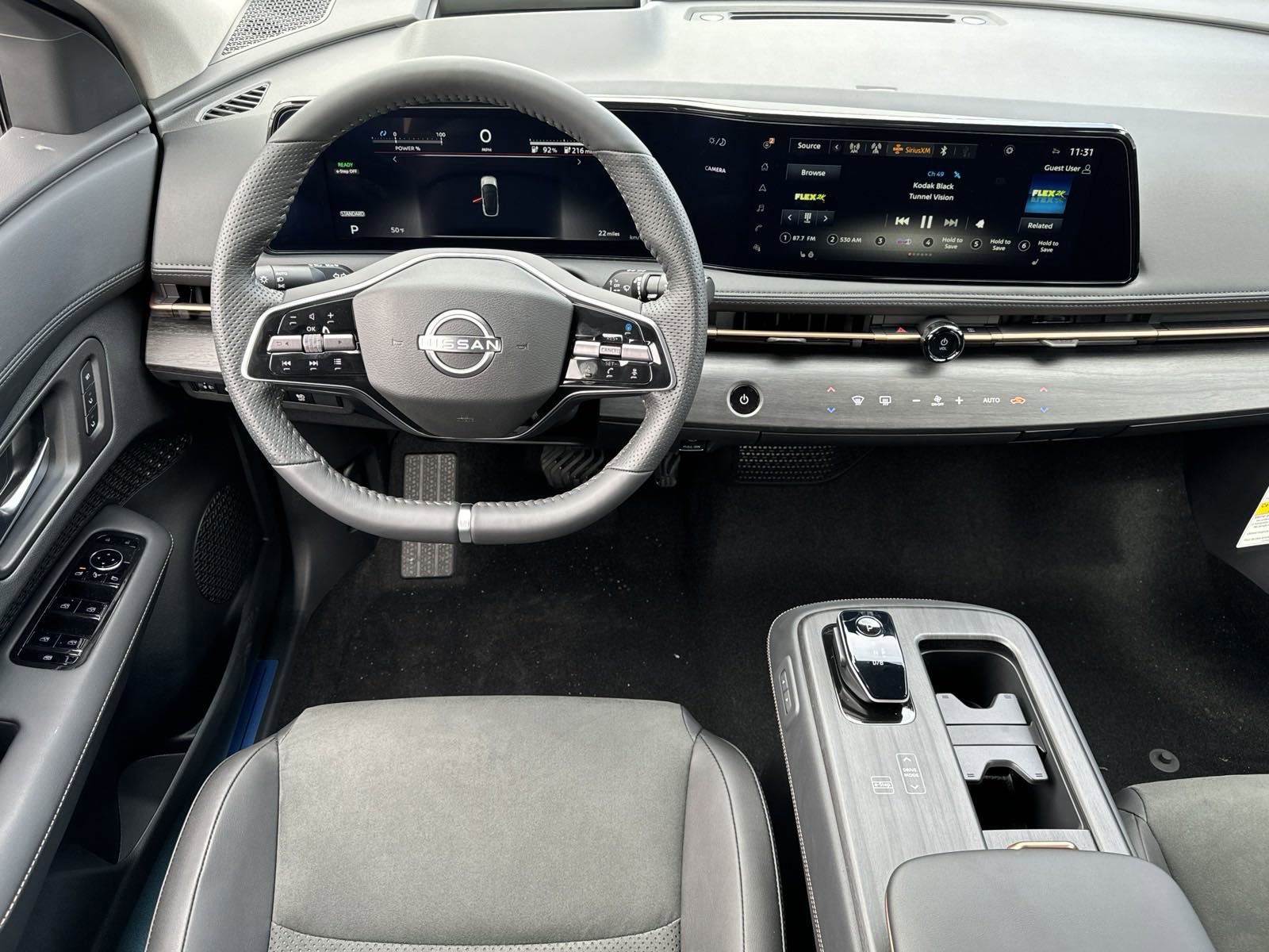 New 2024 Nissan Ariya AWD image 15