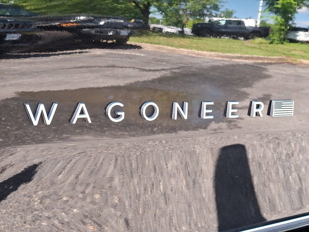 Used 2024 Jeep Wagoneer 4WD image 34