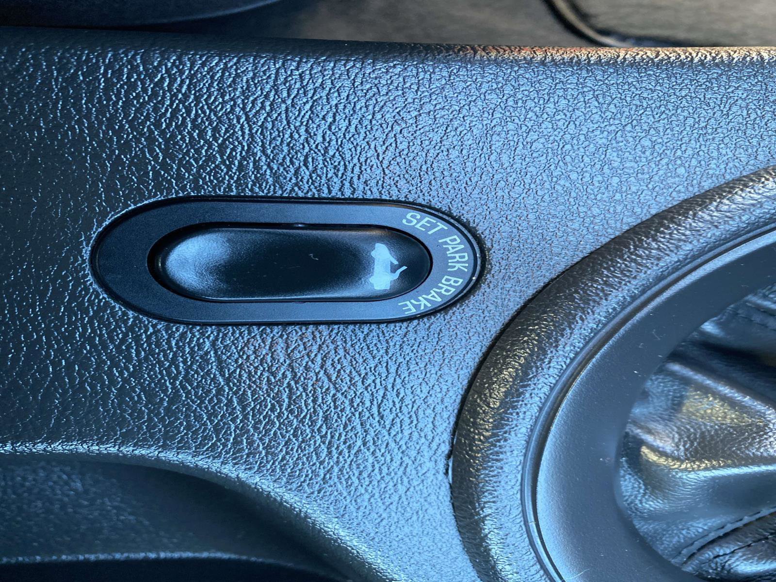 Used 2004 Ford Mustang Cobra image 13