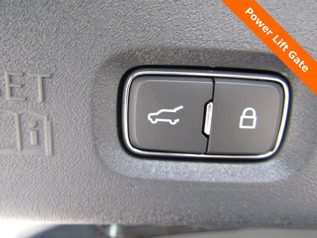 New 2025 Ford Expedition Max Platinum w/ Stealth Performance Package image 23