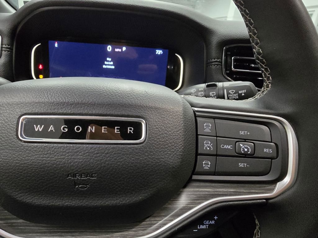 Certified 2024 Jeep Wagoneer L Series II image 20