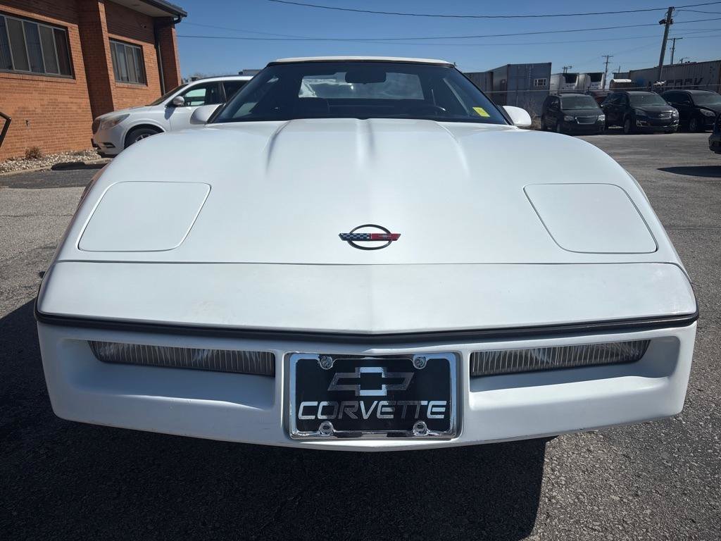 Used 1990 Chevrolet Corvette Convertible RWD image 3