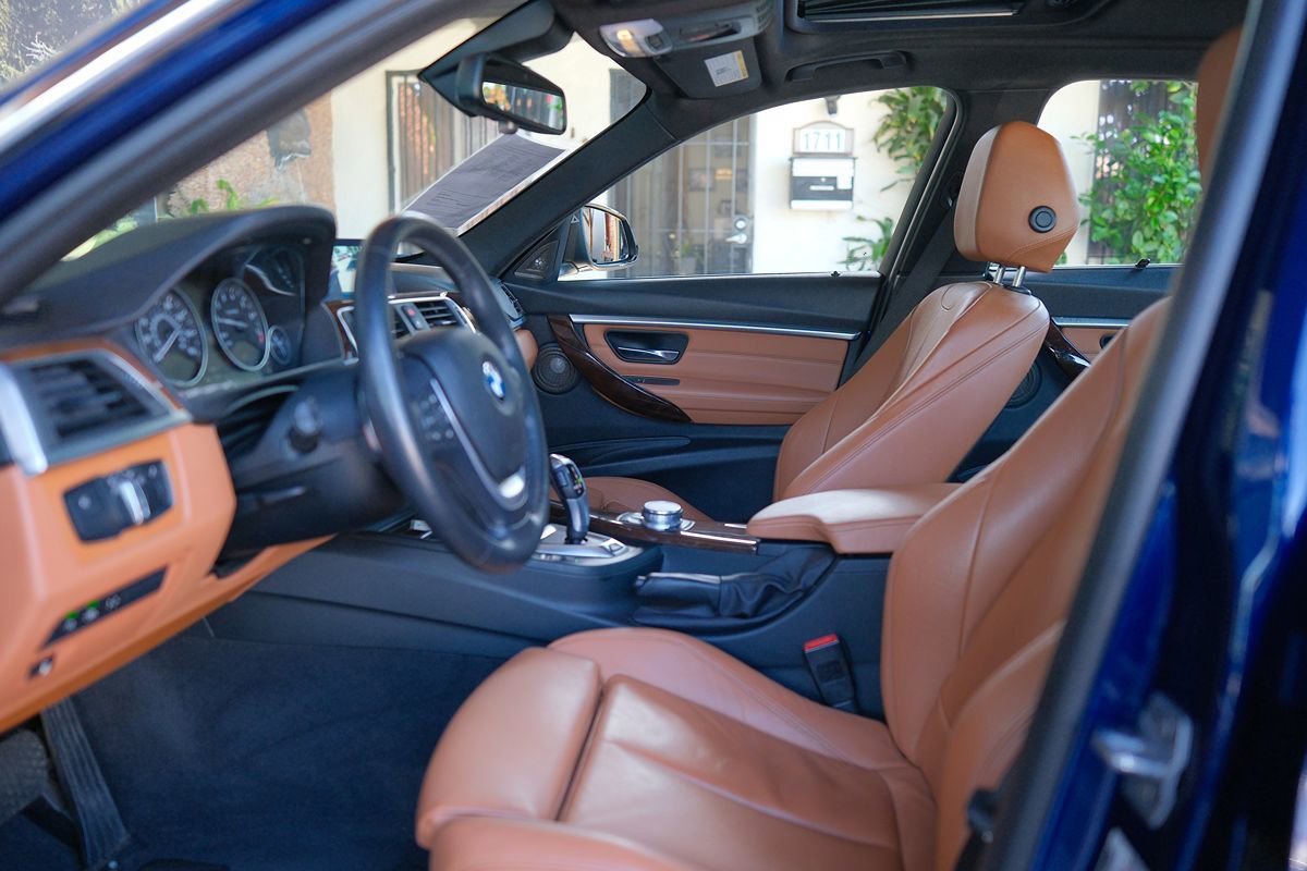 Used 2017 BMW 330e RWD image 13