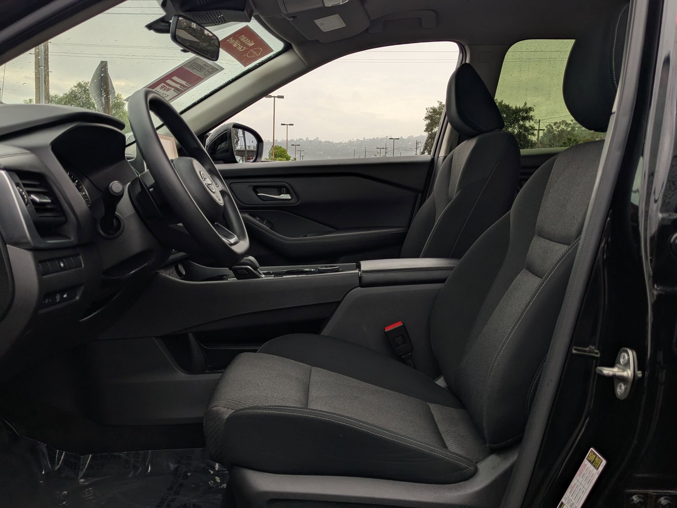 Certified 2024 Nissan Rogue SV image 15