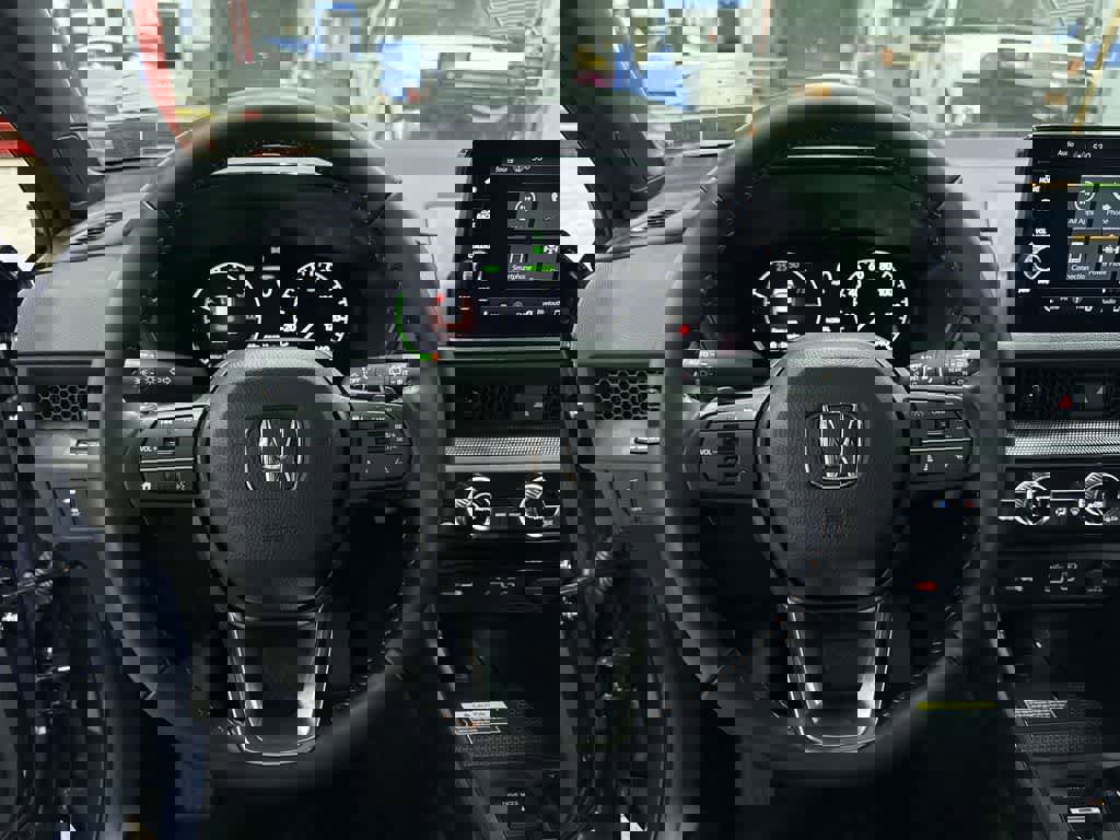 Used 2025 Honda CR-V Sport-L image 18