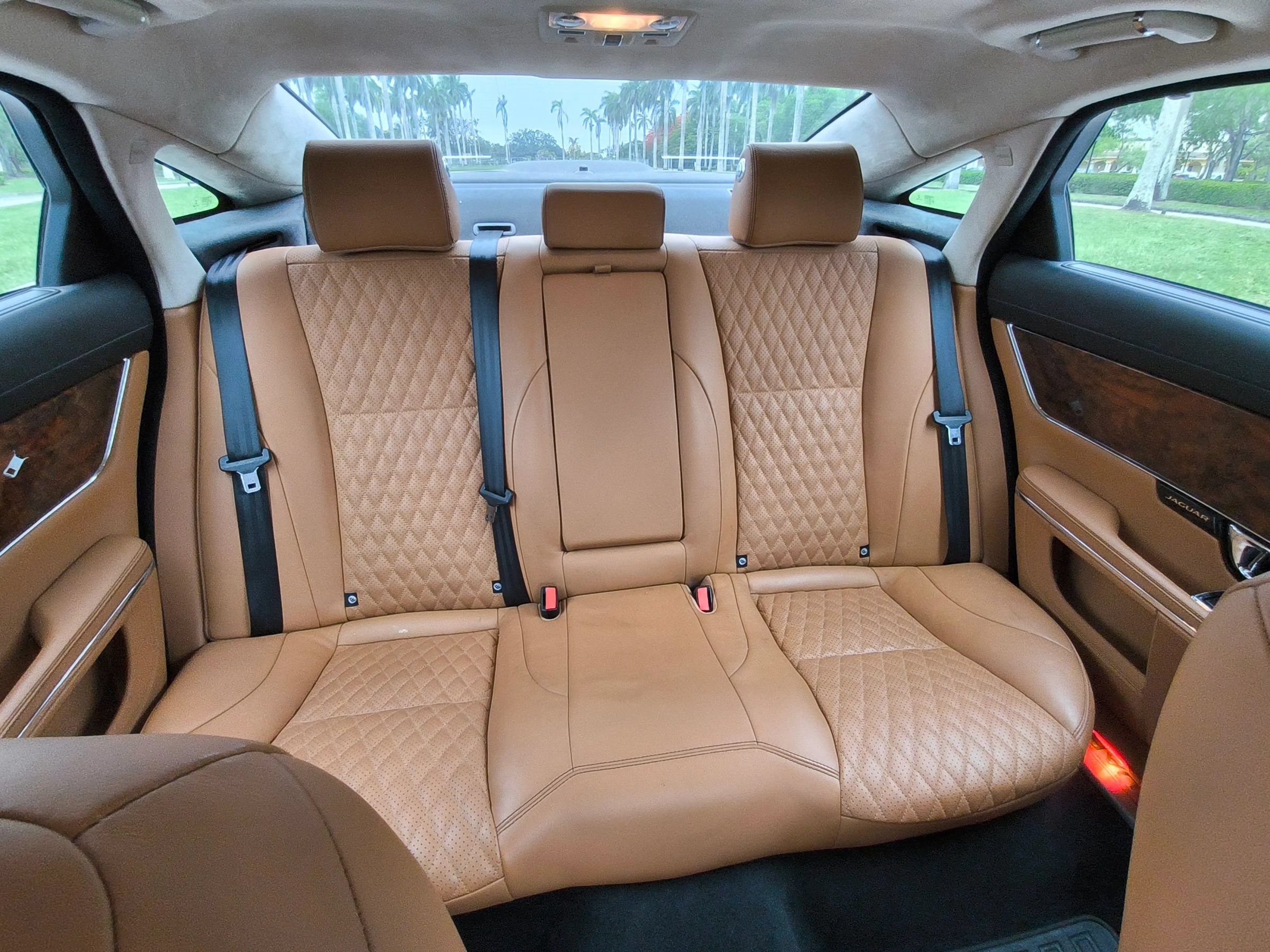 Used 2019 Jaguar XJ L Portfolio RWD image 39