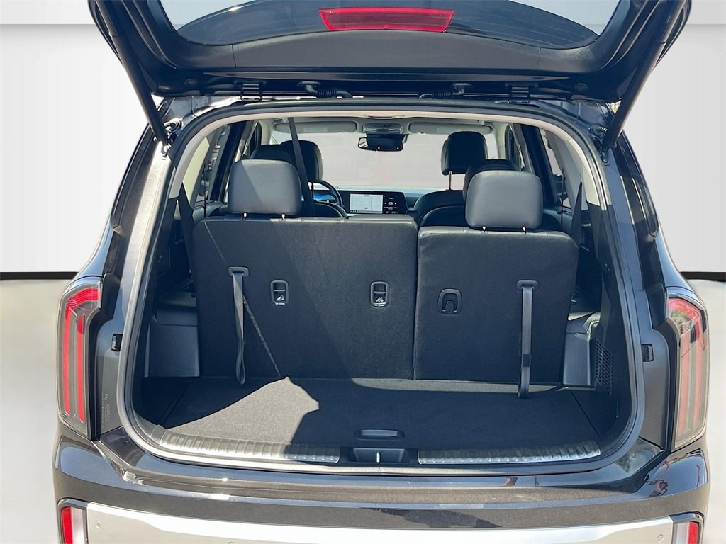 Used 2024 Kia Telluride SX w/ Towing Package image 28