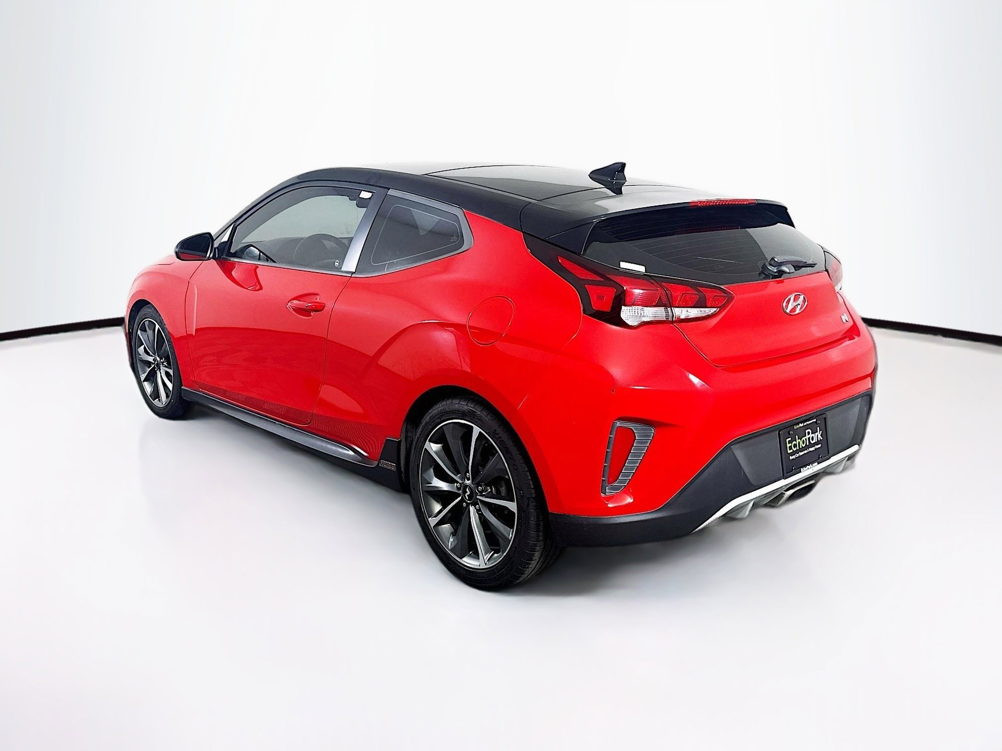 Used 2019 Hyundai Veloster 2.0 Premium image 5