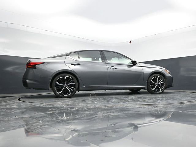 Used 2025 Nissan Altima 2.5 SR image 54