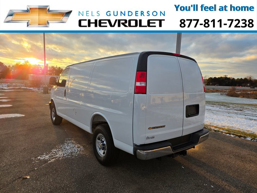 New 2025 Chevrolet Express 3500 w/ Driver Convenience Package RWD image 4