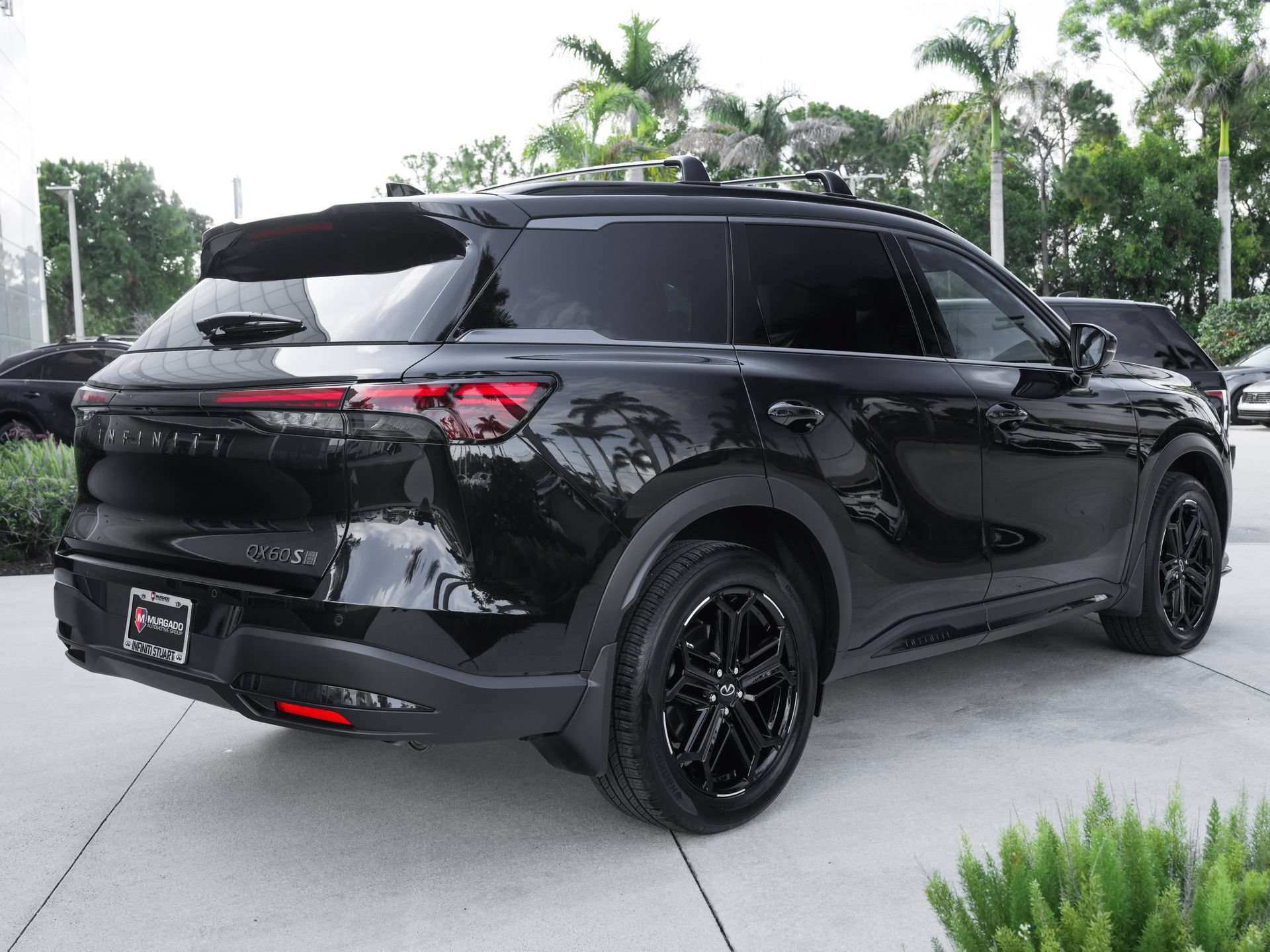 Certified 2026 INFINITI QX60 Sport w/ Dark Cargo Package AWD/4WD image 24