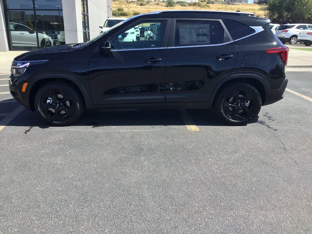 New 2026 Kia Seltos EX w/ EX Sunroof Package image 3