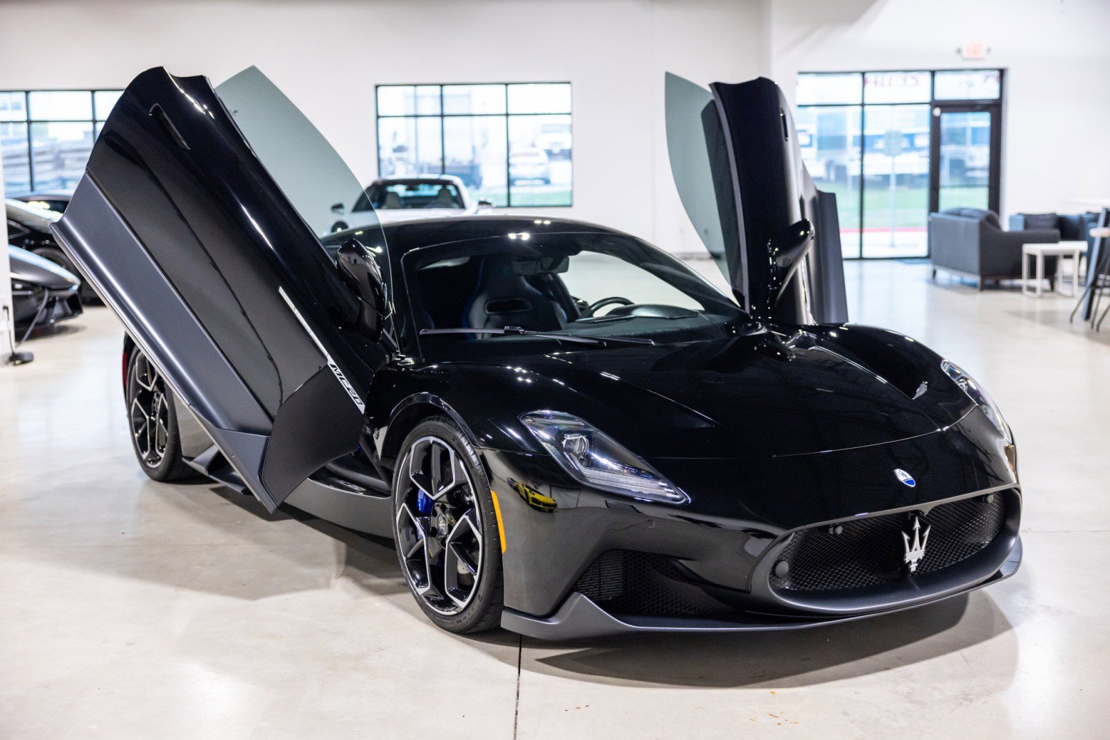 Used 2022 Maserati MC20 Coupe RWD image 10