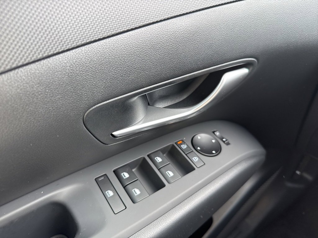 New 2026 Hyundai Tucson SE image 28