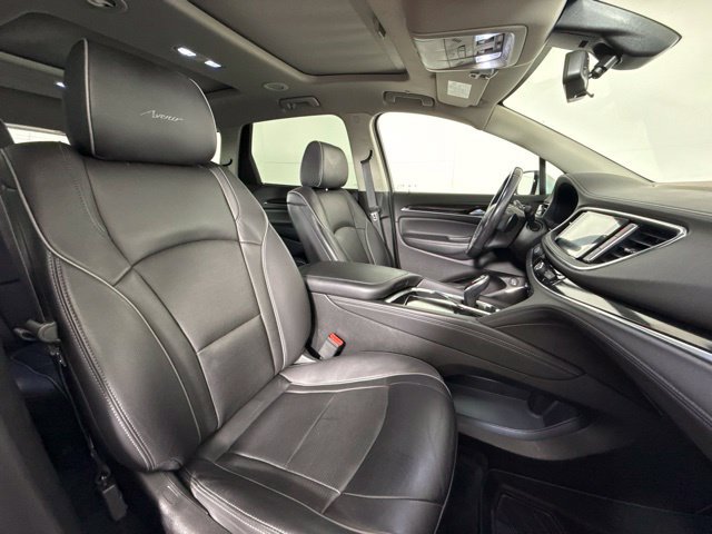 Used 2021 Buick Enclave Avenir w/ Avenir Technology Package AWD/4WD image 34