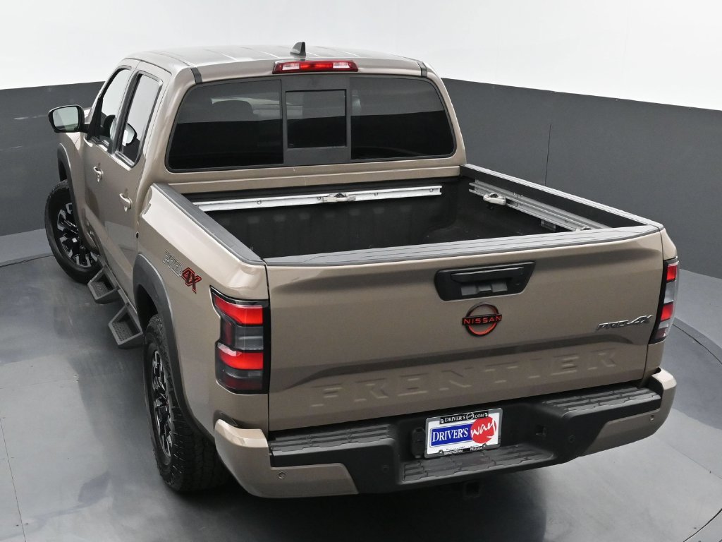 Used 2022 Nissan Frontier PRO-4X AWD/4WD image 32