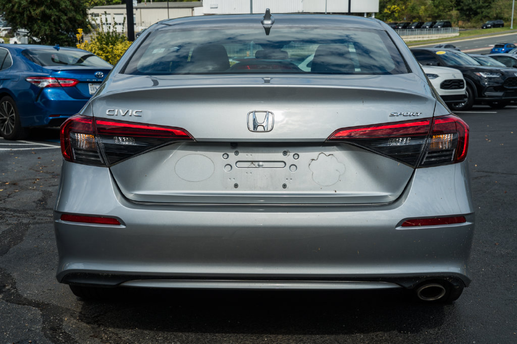 Used 2023 Honda Civic Sport image 5