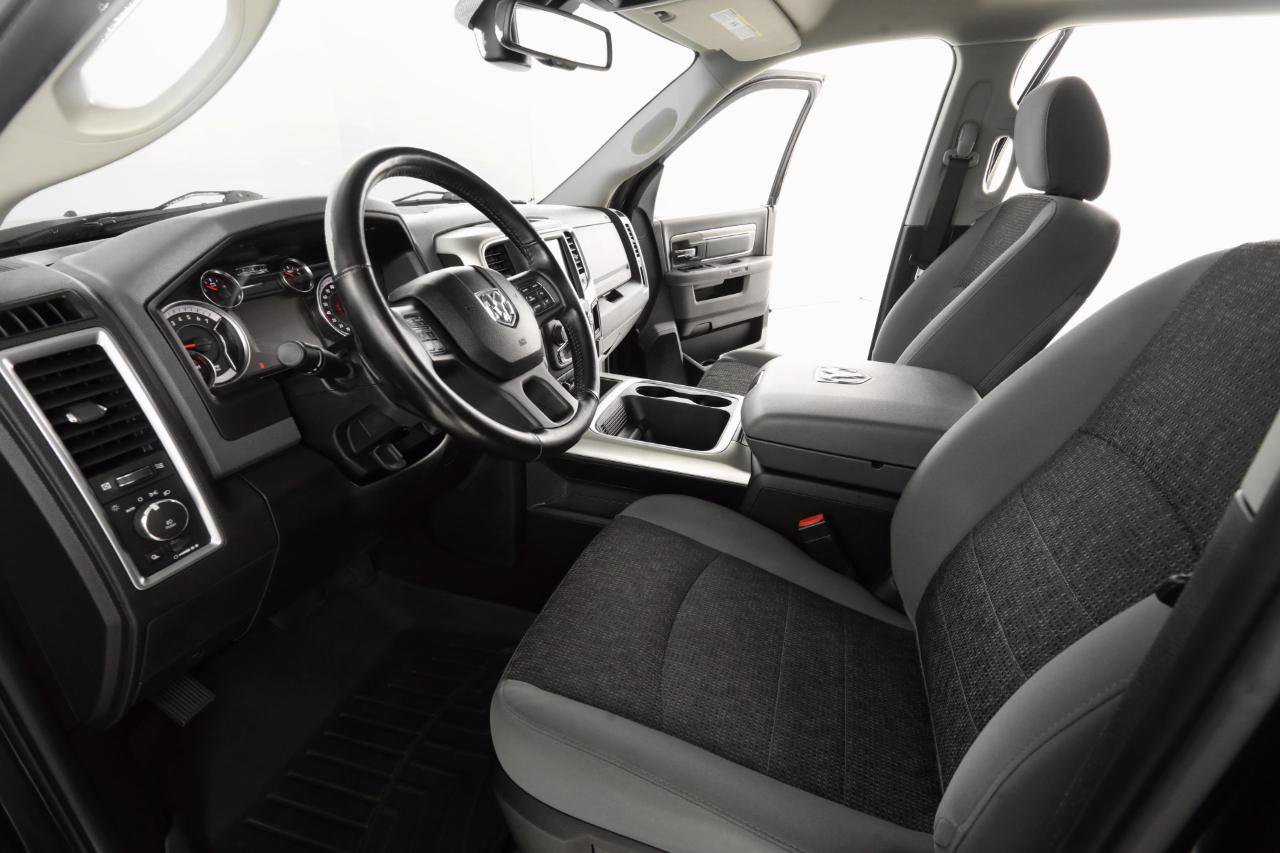Used 2019 RAM 1500 Classic Warlock AWD/4WD image 12