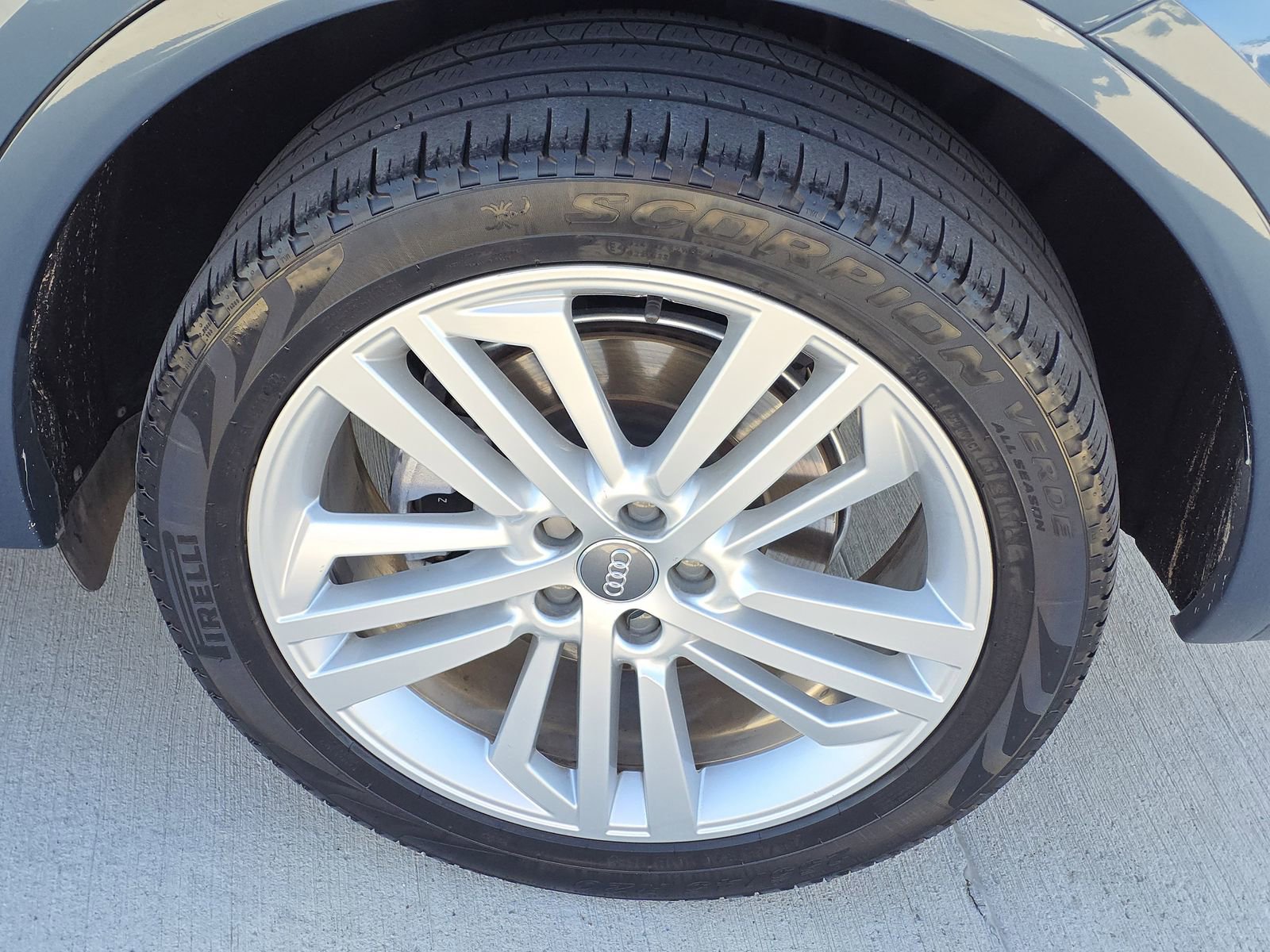 Used 2018 Audi Q5 2.0T Premium Plus w/ Premium Plus Package image 9