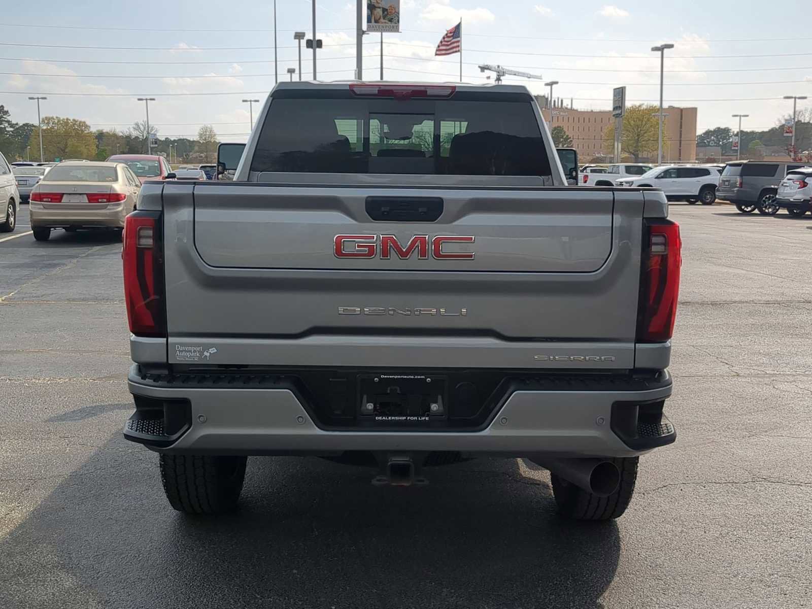 Used 2025 GMC Sierra 2500 Denali w/ Denali Reserve Package image 7